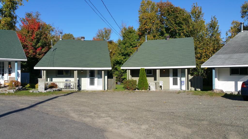 Les Chalets Bo-So-Met Villa Beaupré Eksteriør bilde